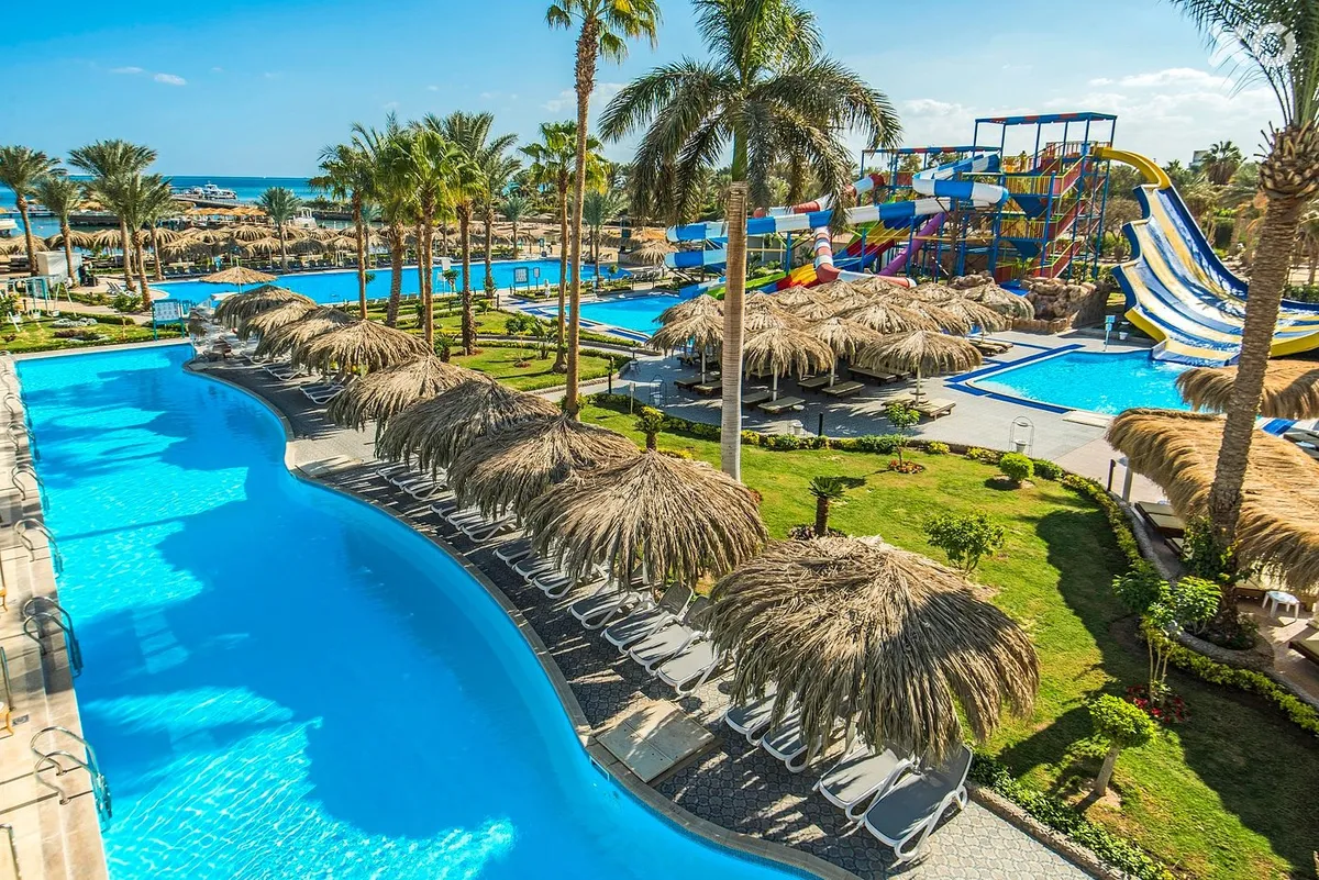 Aqua Joy Resort by Sunrise