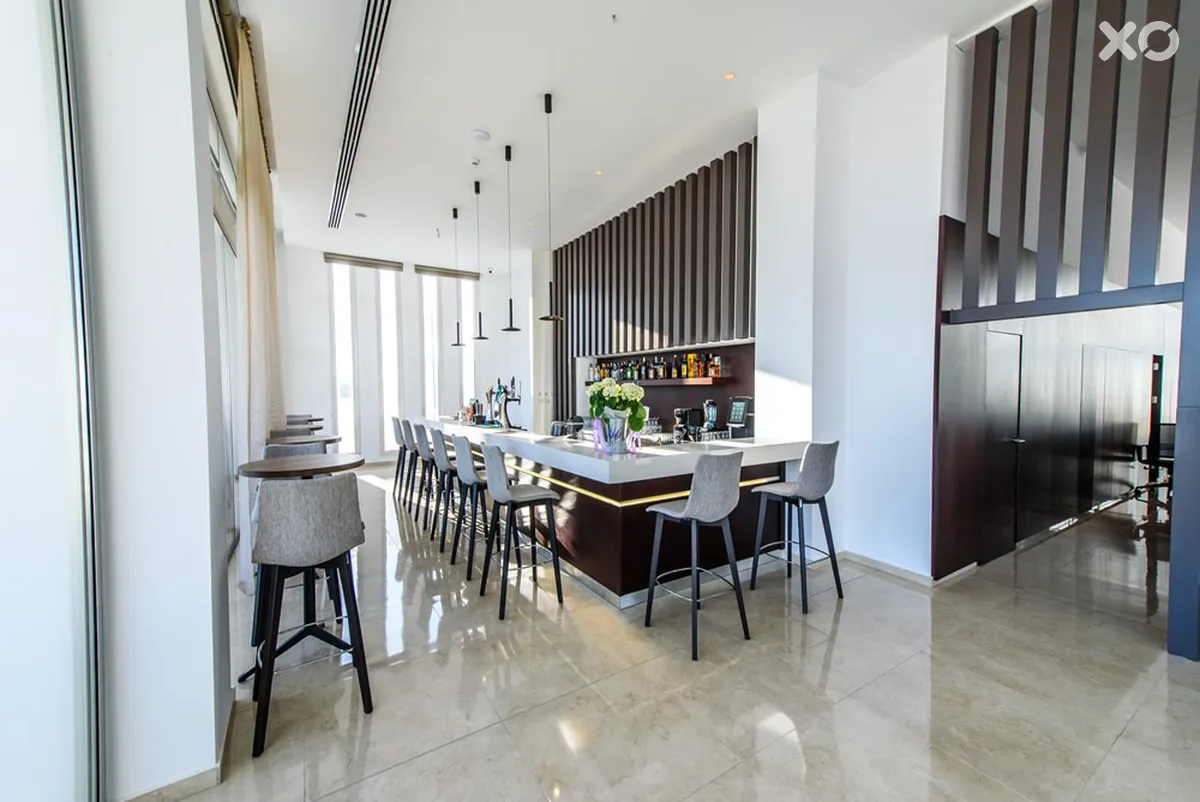 Eleana Hotel