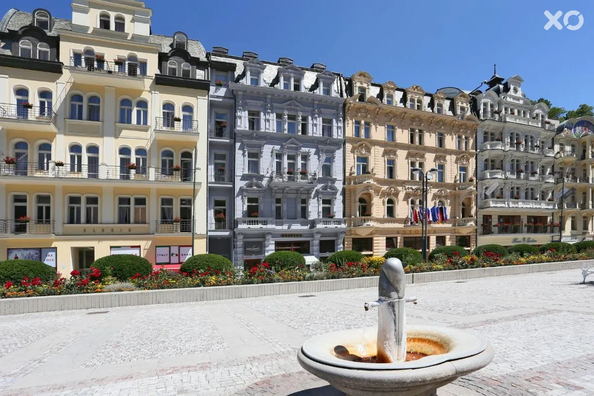Astoria Hotel & Medical Spa