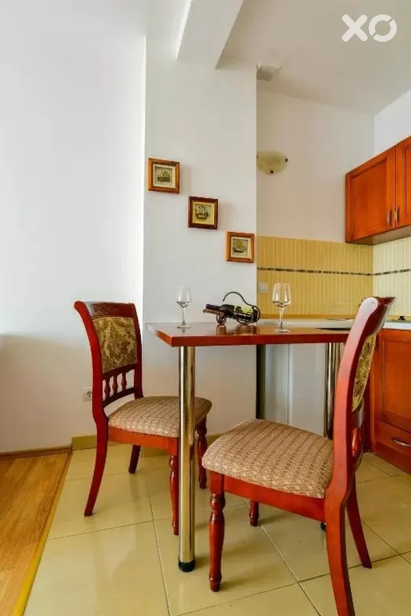 Leut Apartments