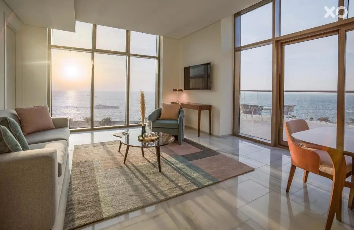 Th8 Palm Dubai Beach Resort Vignette Collection