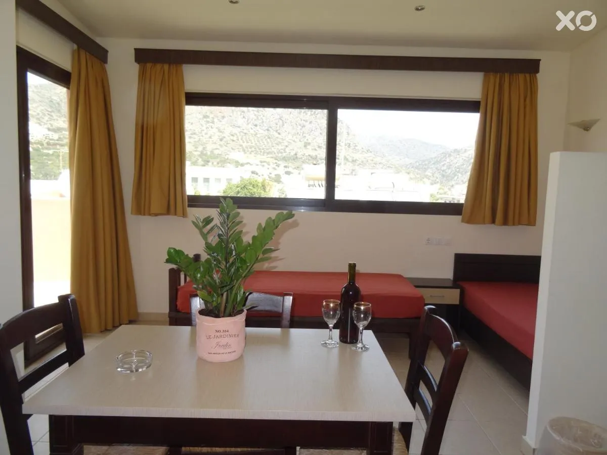 Lito Apartments