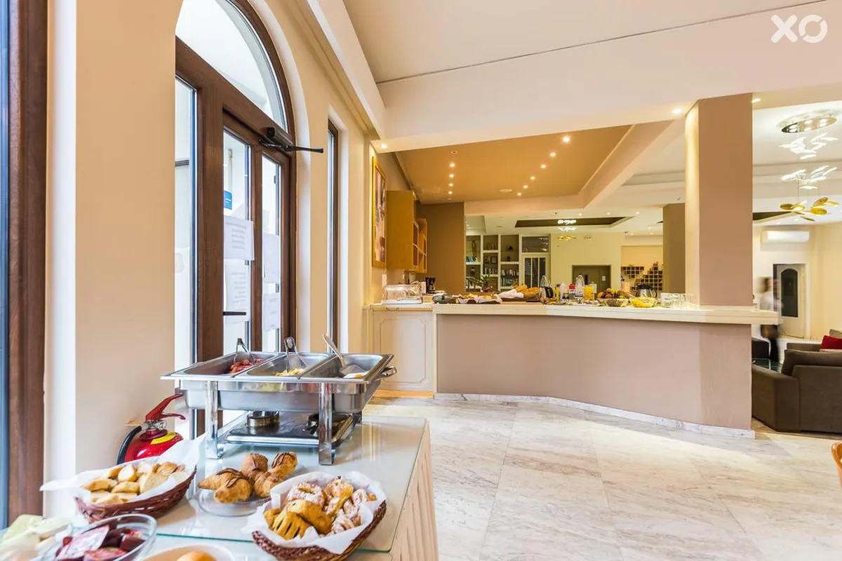 Eltina Hotel