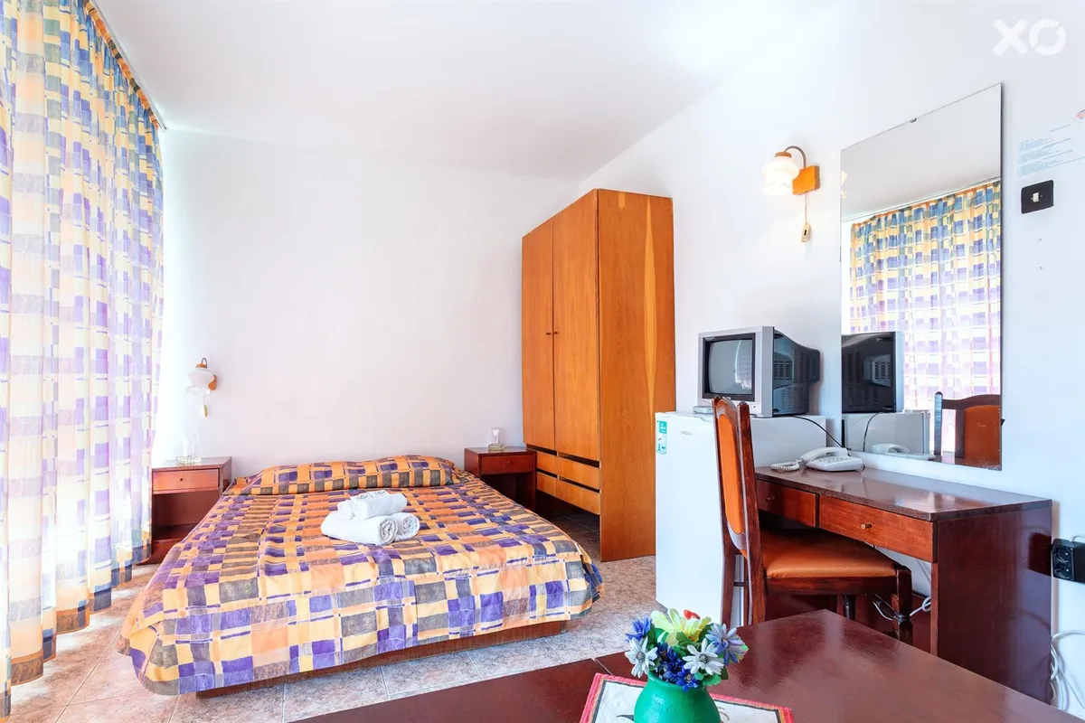 Sunny Varshava Hotel