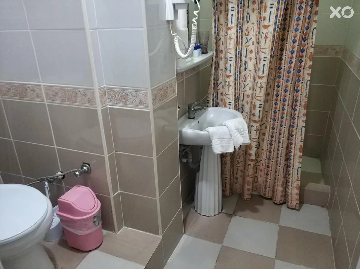 Hali Hotel