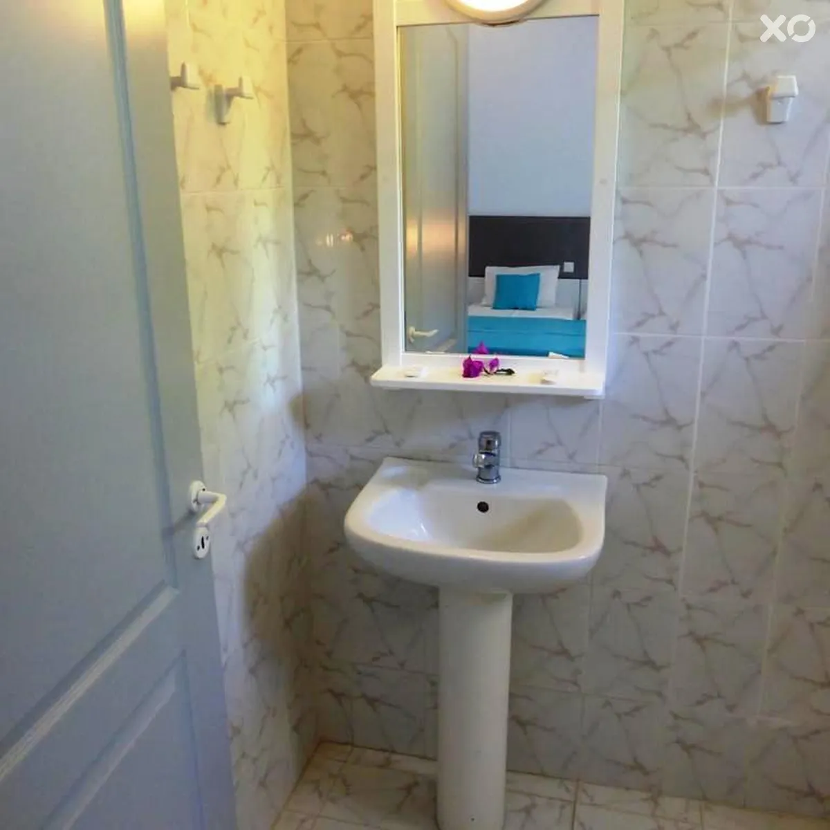 Blue Nest Hotel