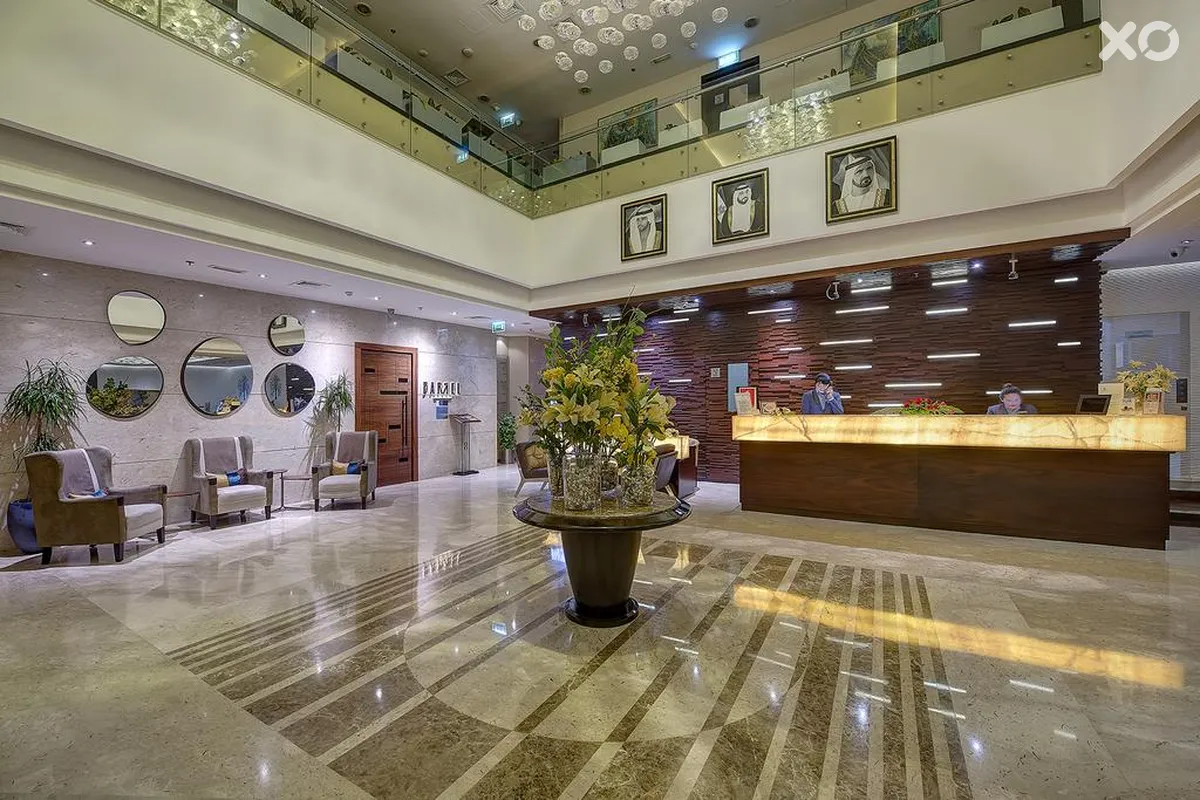 Grandeur Hotel