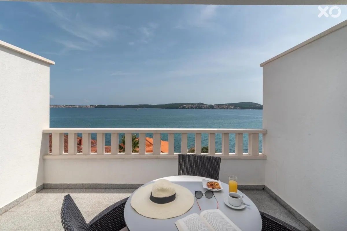 Ana Trogir Villa