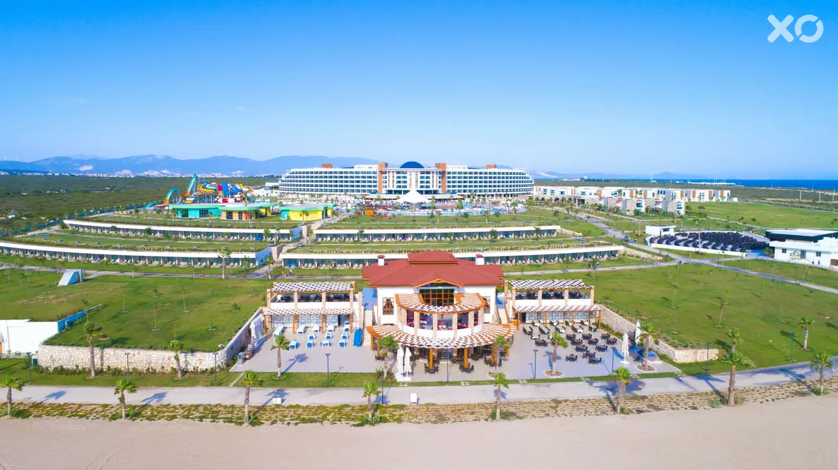 Aquasis De Luxe Resort & Spa