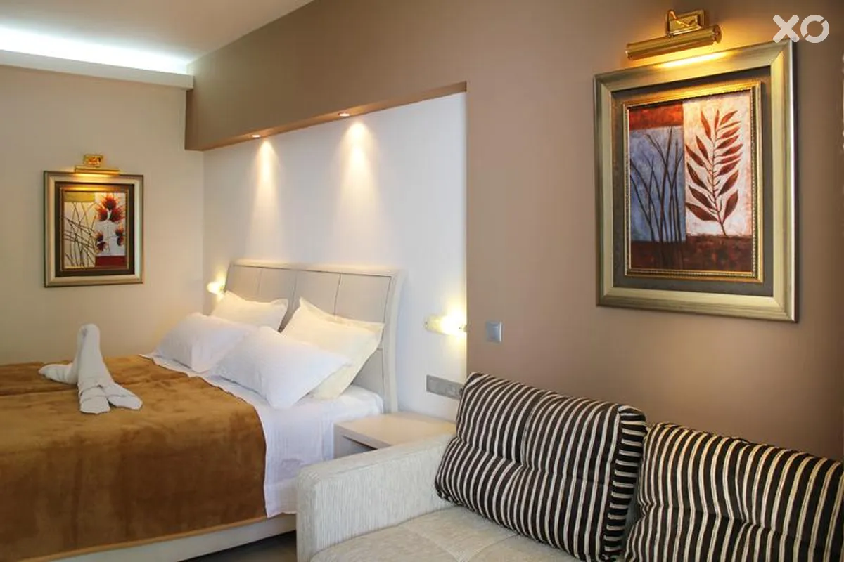 Kamari Beach Hotel