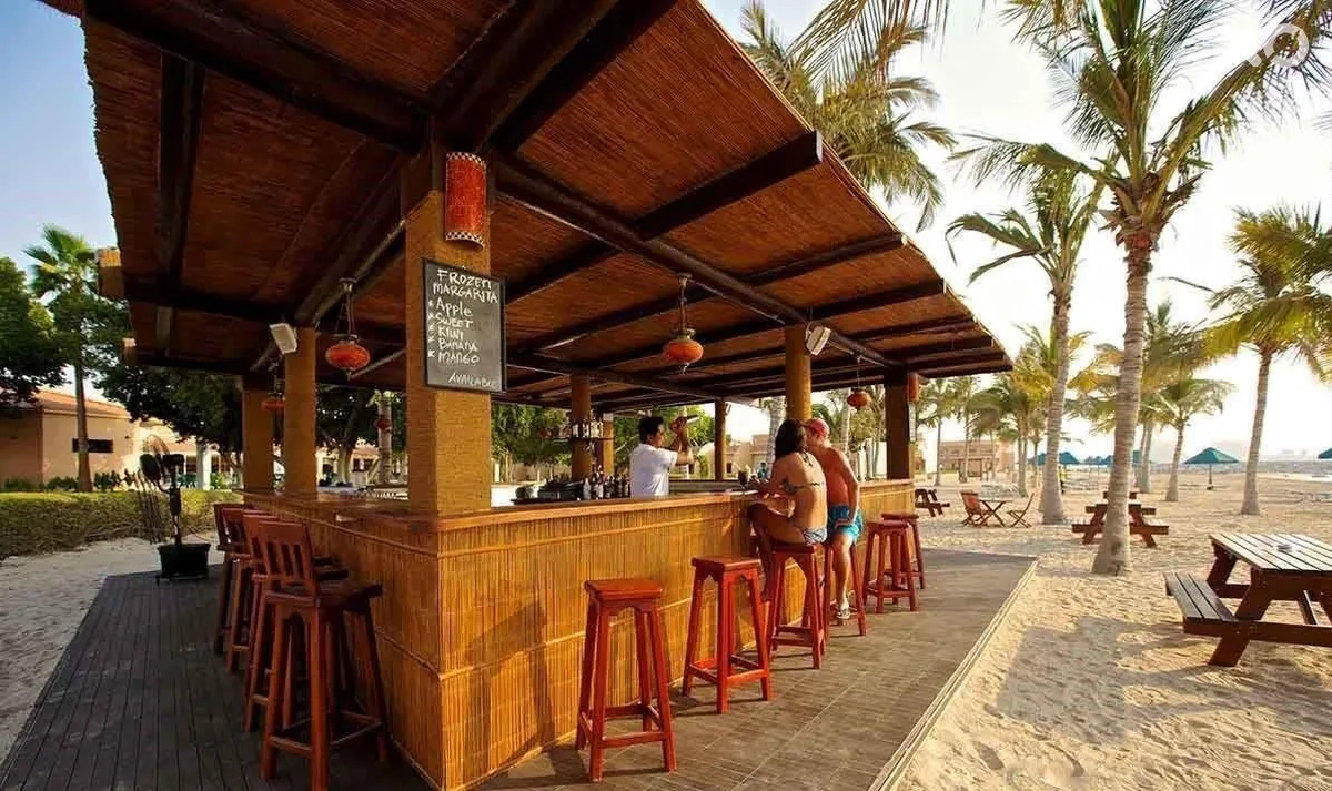BM Beach Hotel