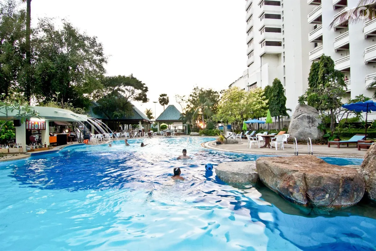 Grand Jomtien Palace