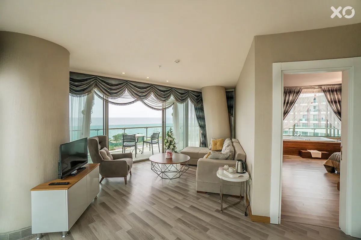 Xoria Deluxe Hotel