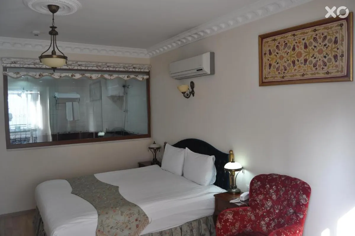 Basileus Hotel