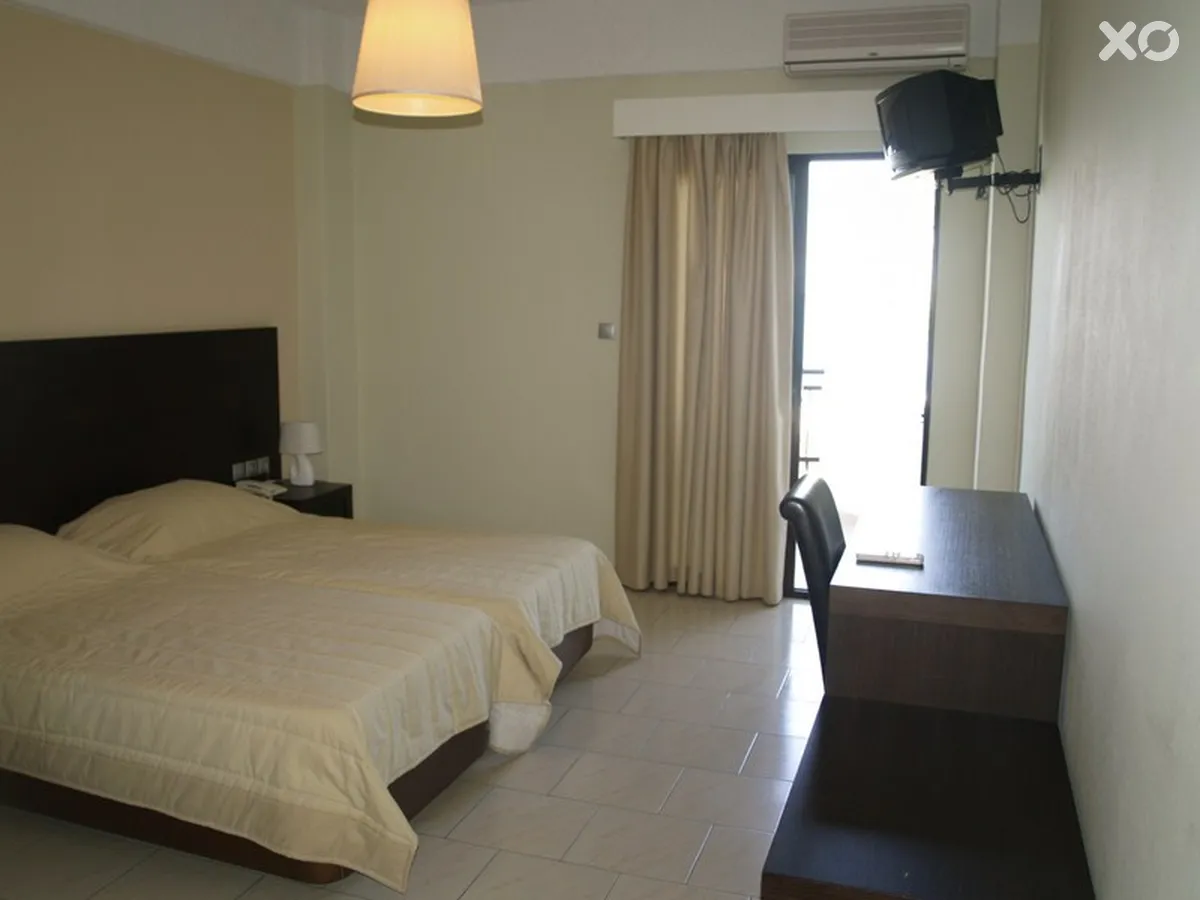 Oceana Hotel