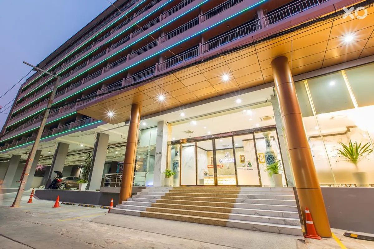 Golden Jomtien Beach Hotel