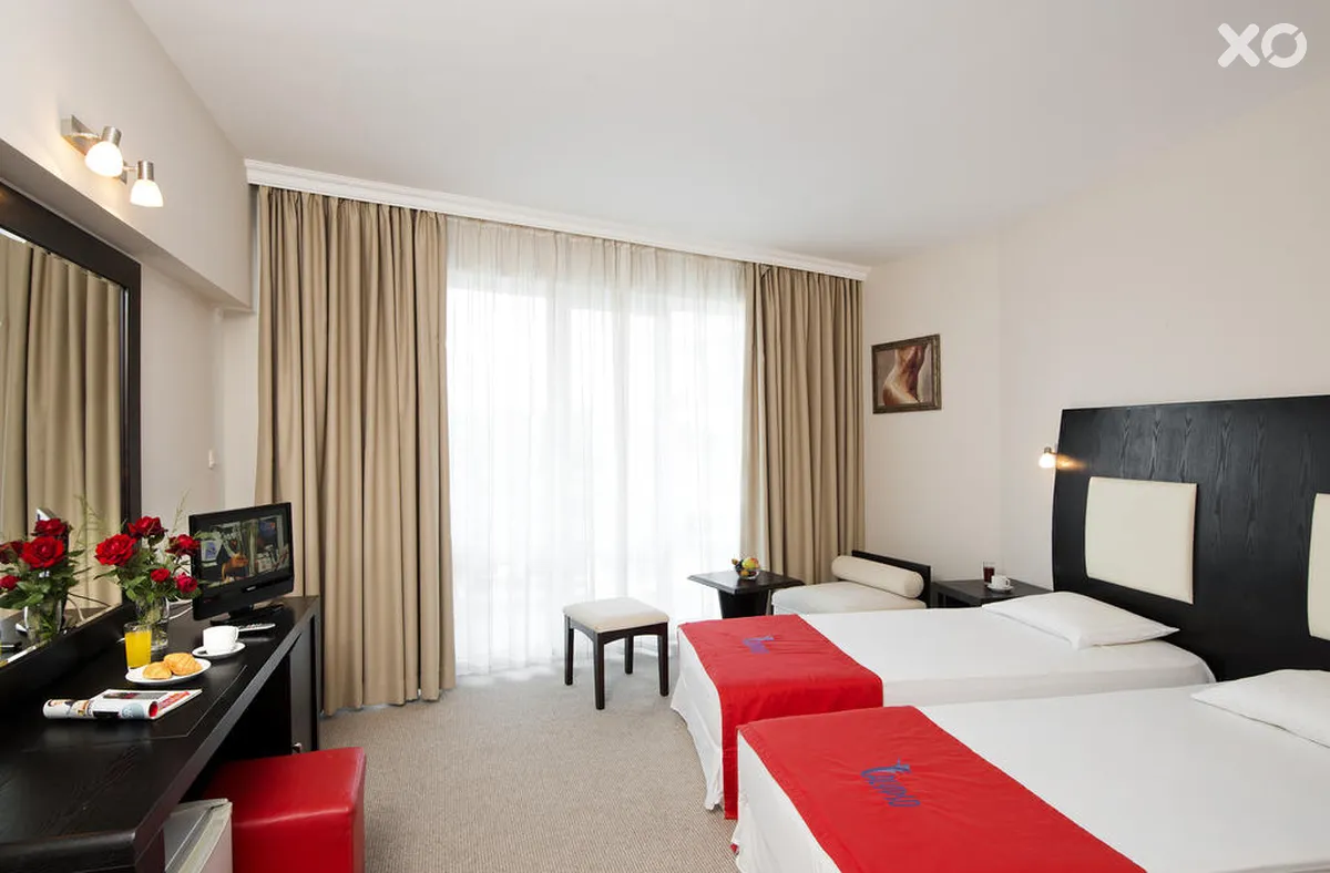 Calypso Hotel