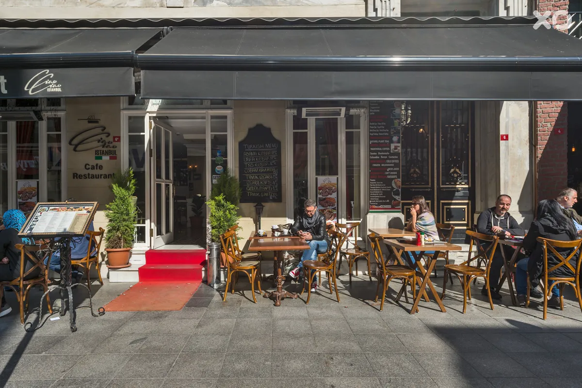 Alpek Hotel