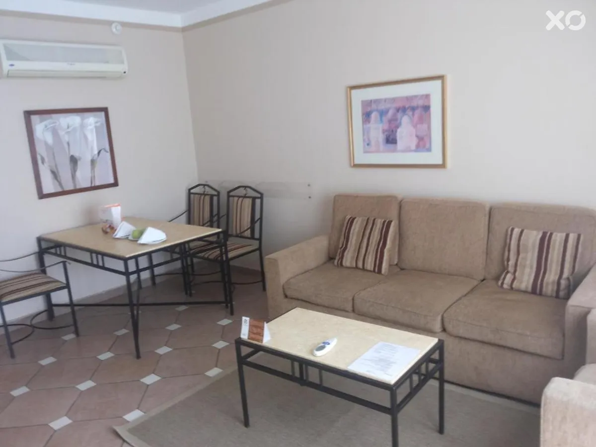 Solymar Ivory Suites
