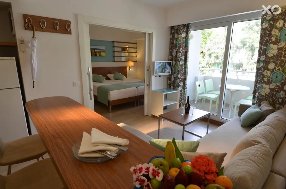 Side Resort Hotel