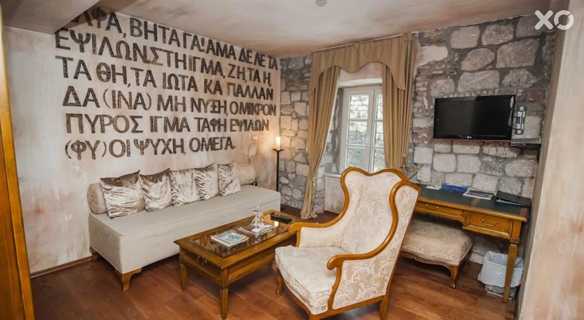 Astoria Boutique Hotel