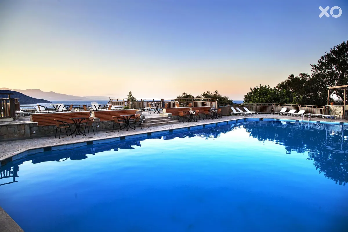 Elpida Hotel & Apartments