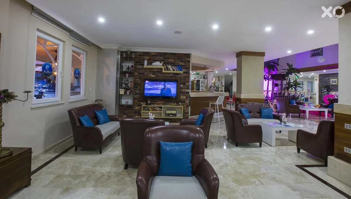 Club Big Blue Suite Hotel