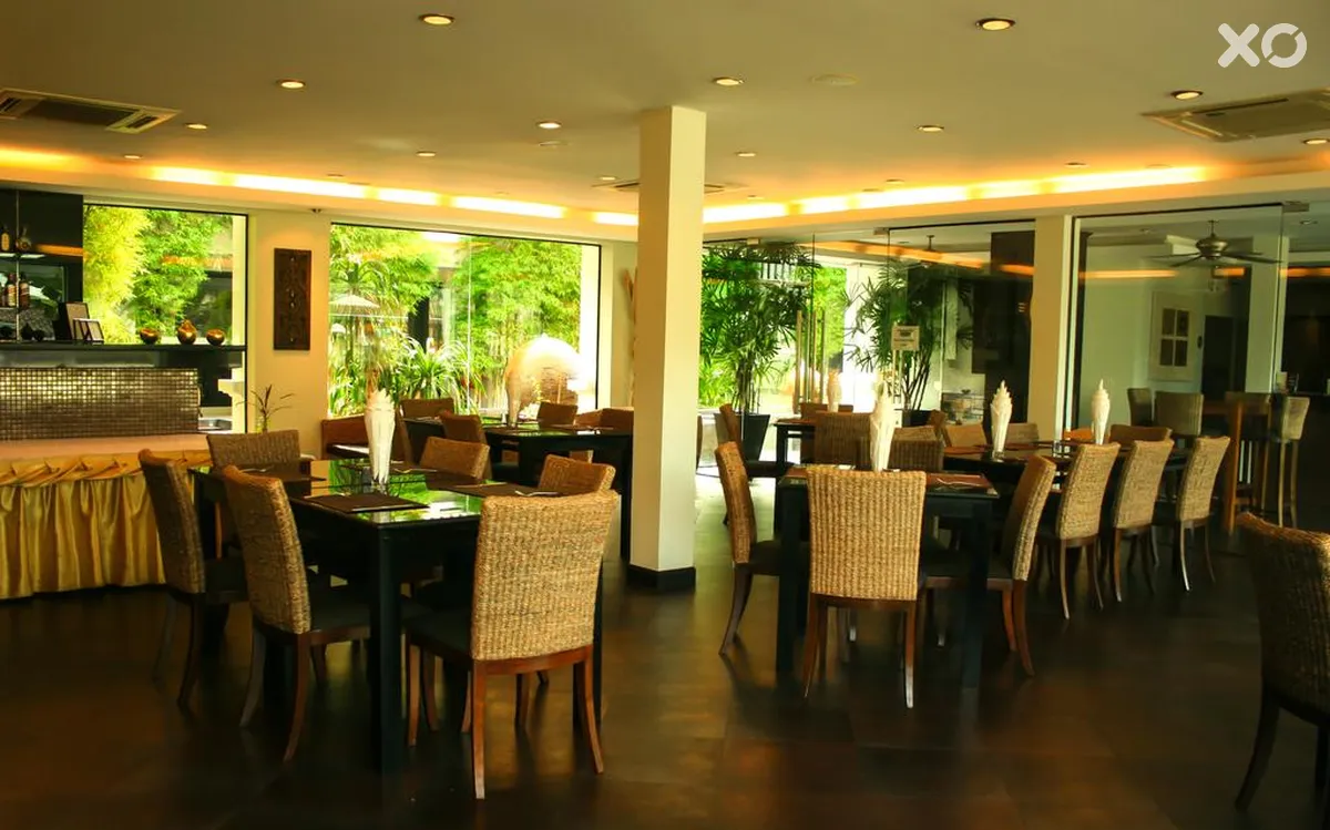 Palm Grove Resort