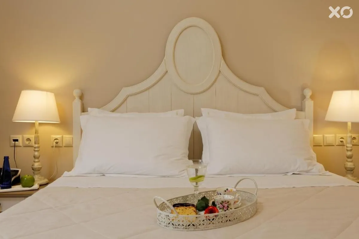 Ionia Suites