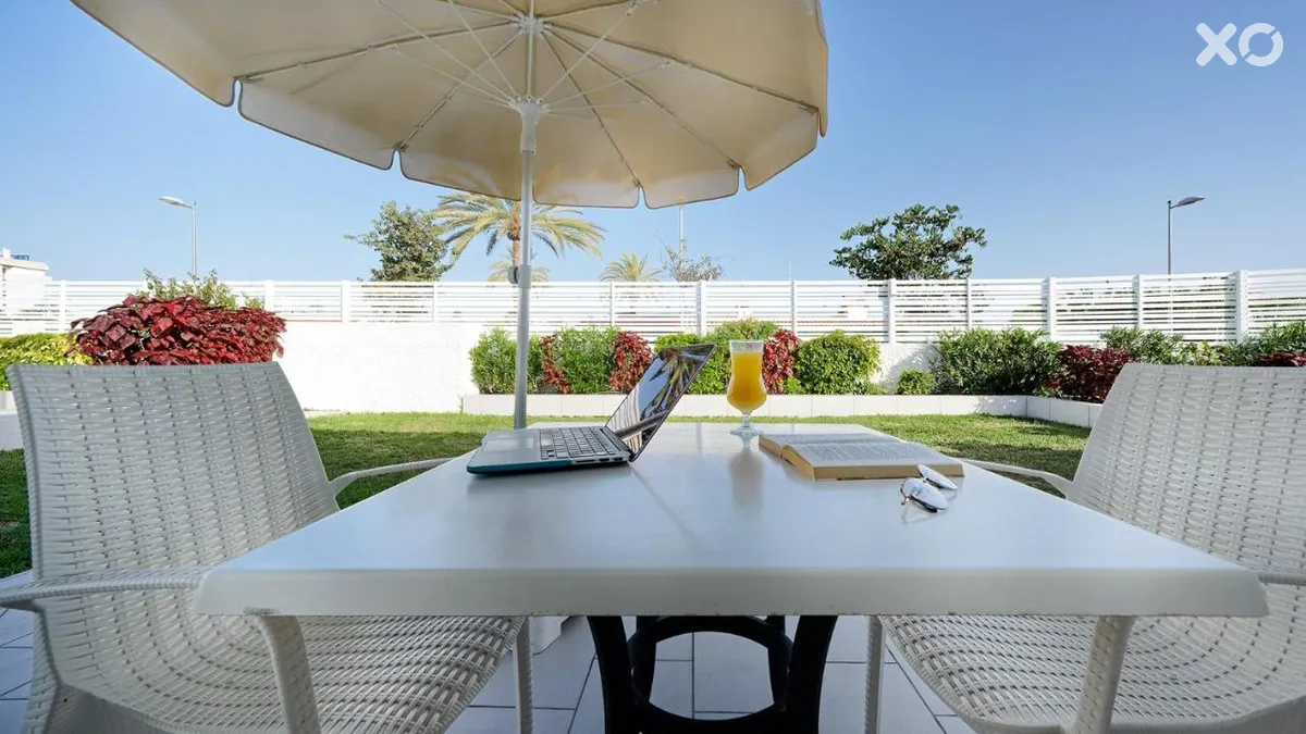 Adonis Bungalows