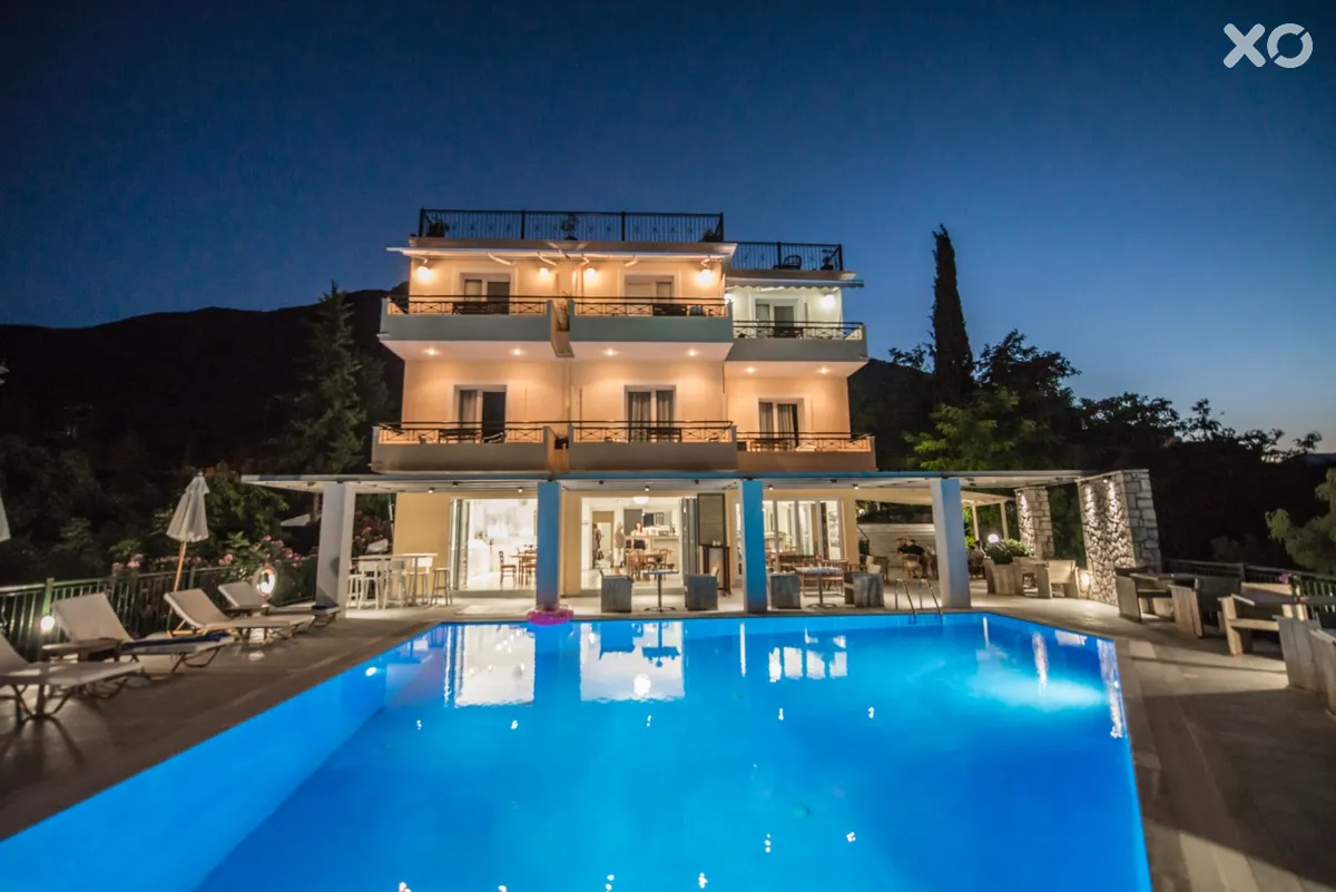 Aliki Hotel