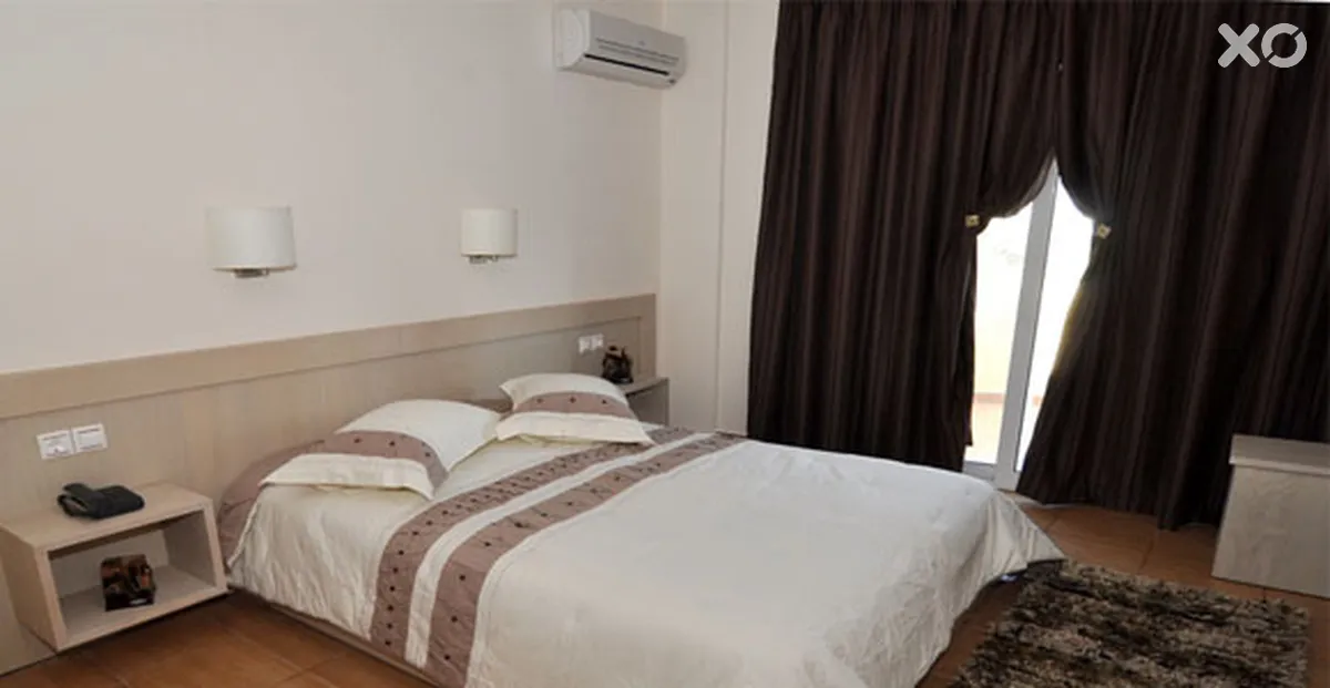 Sunray Hotel