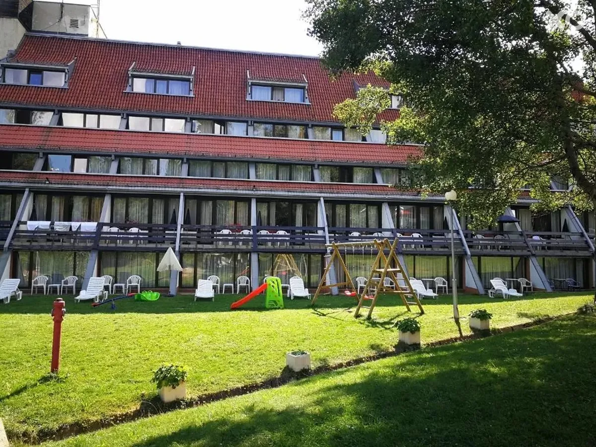 Ela Hotel