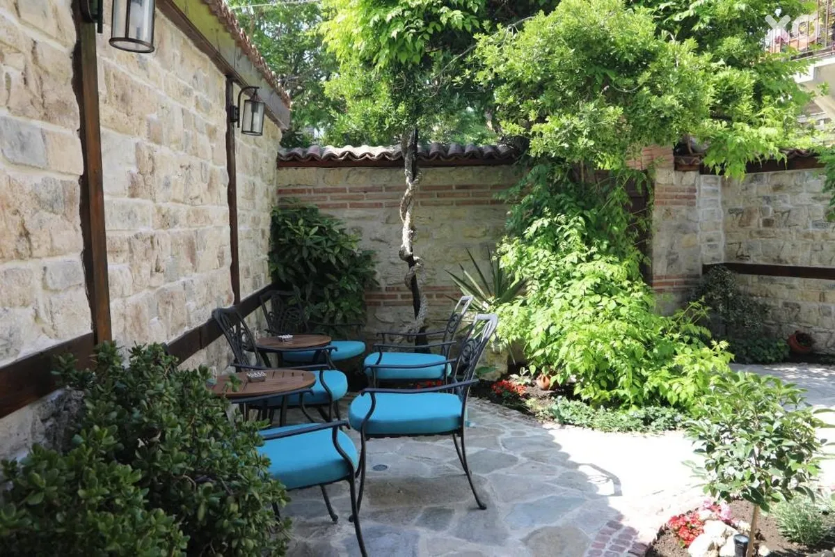 Kirios Hotel