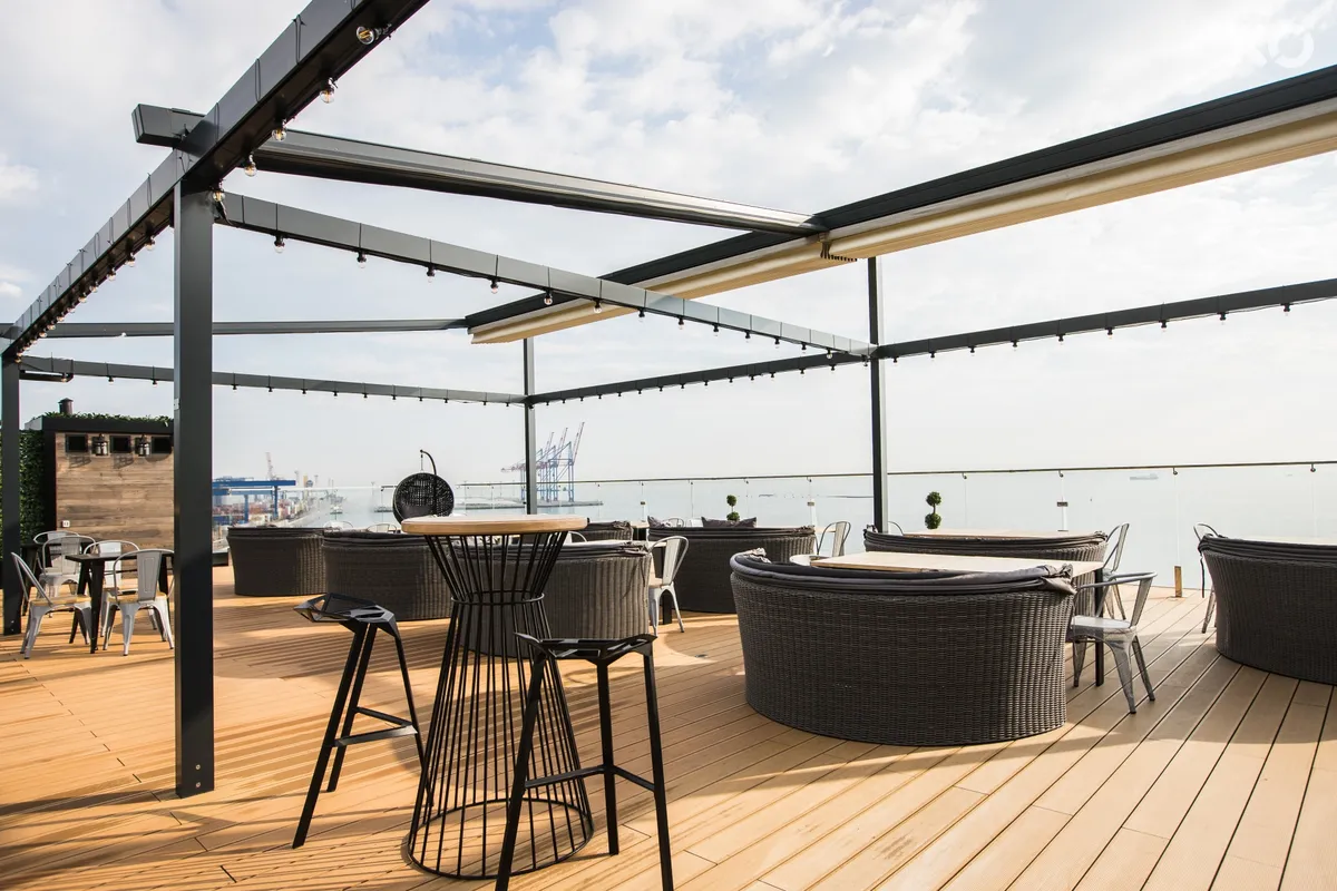 M1 Club Hotel