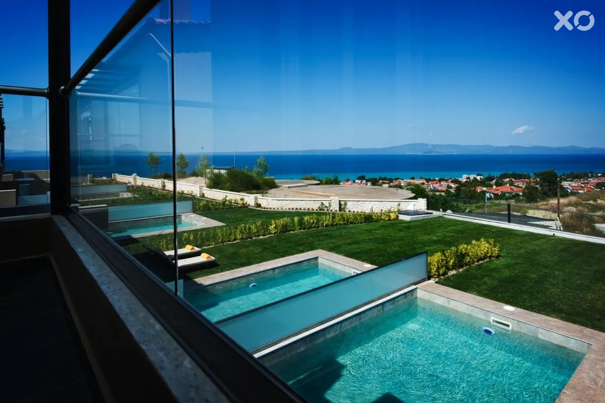 Sunny Villas Resort & Spa