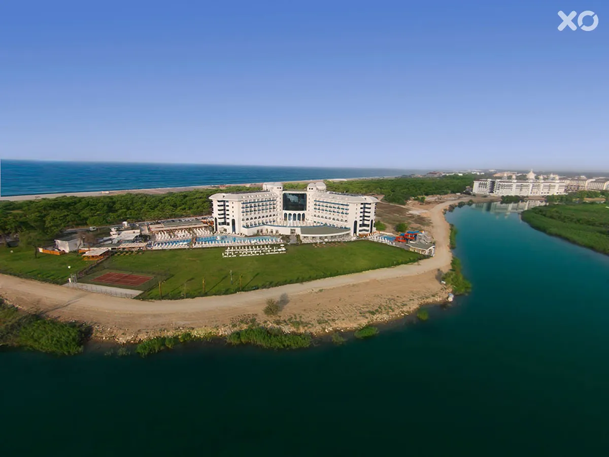 Water Side Resort & Spa