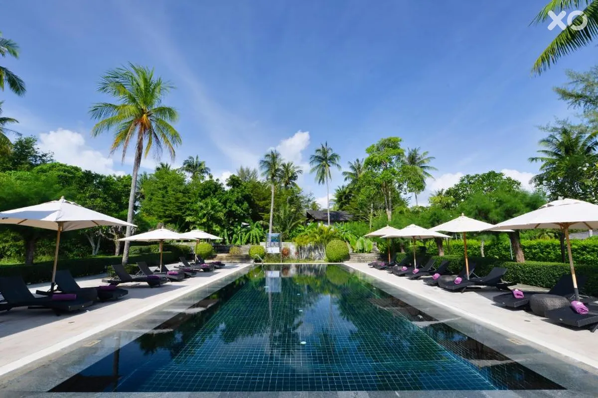 Twin Lotus Resort & Spa