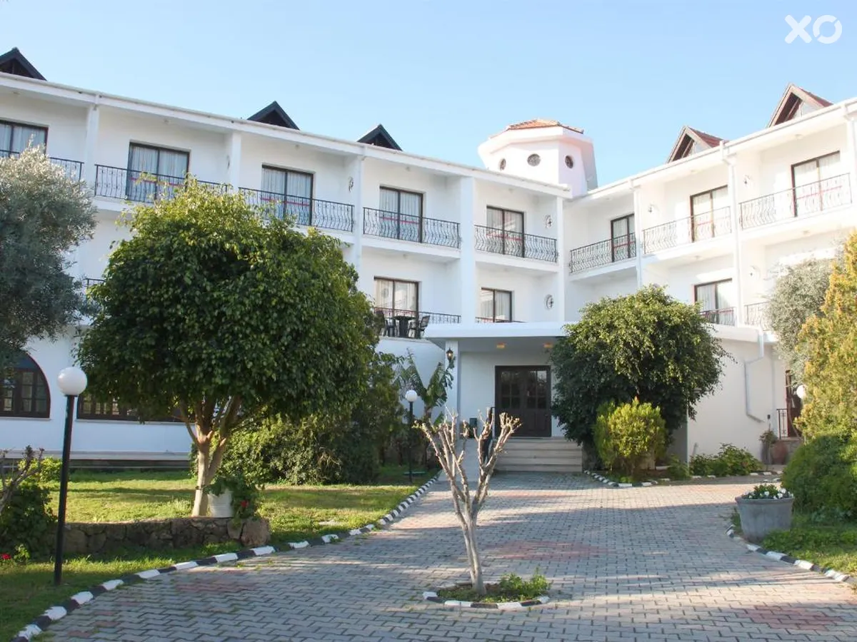 The Ship Inn & Villas