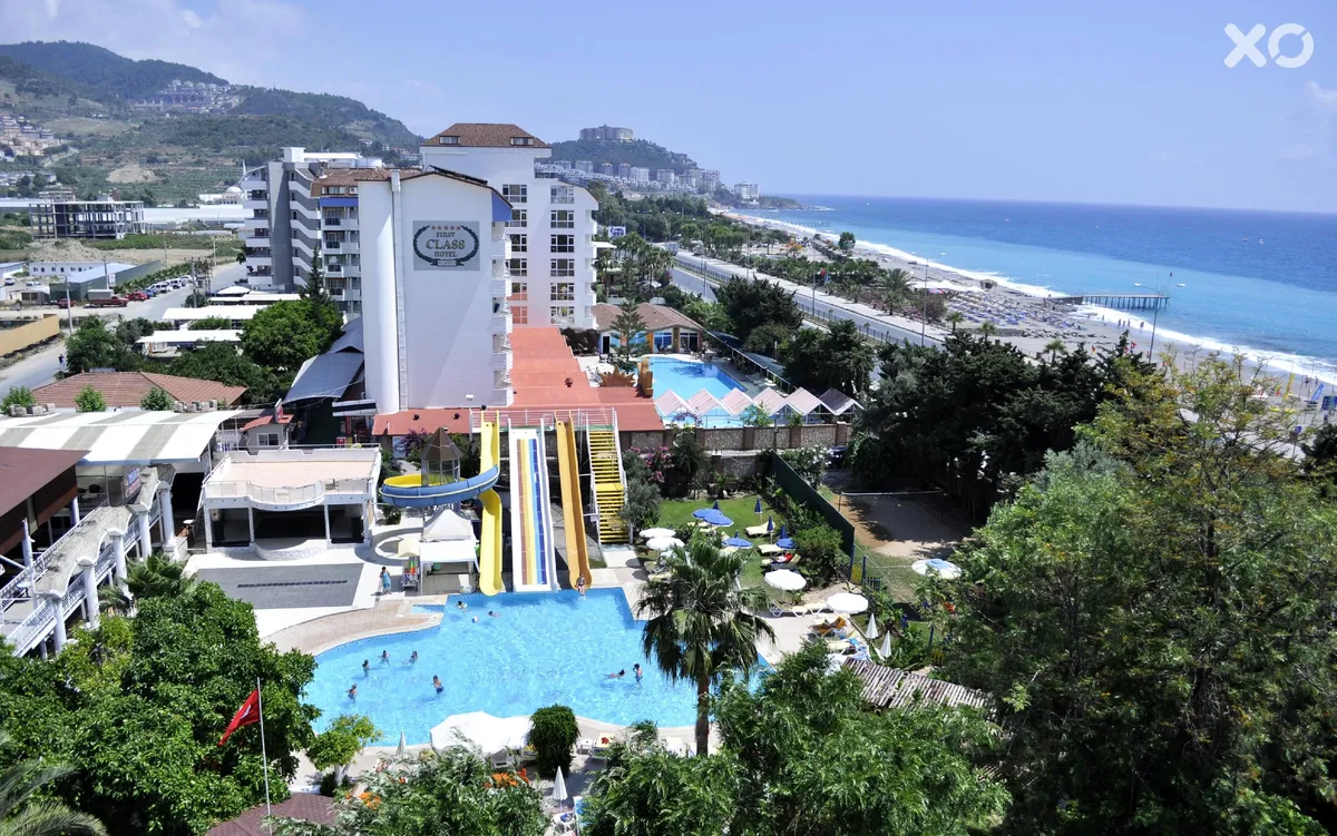First Class Hotel