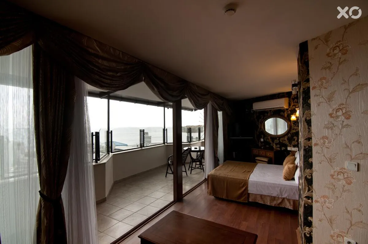 Artefes Hotel