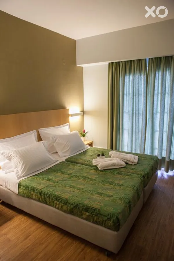 Kronos Hotel
