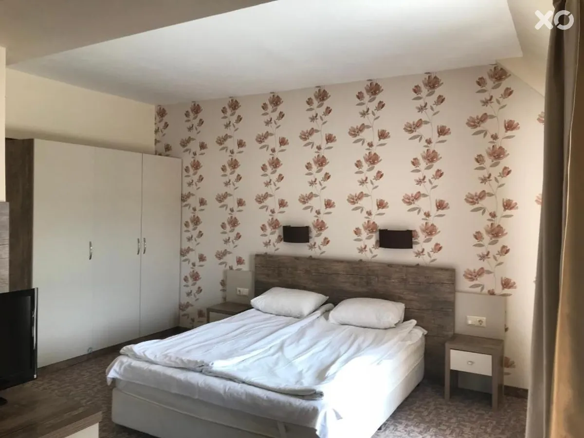 Lira Hotel