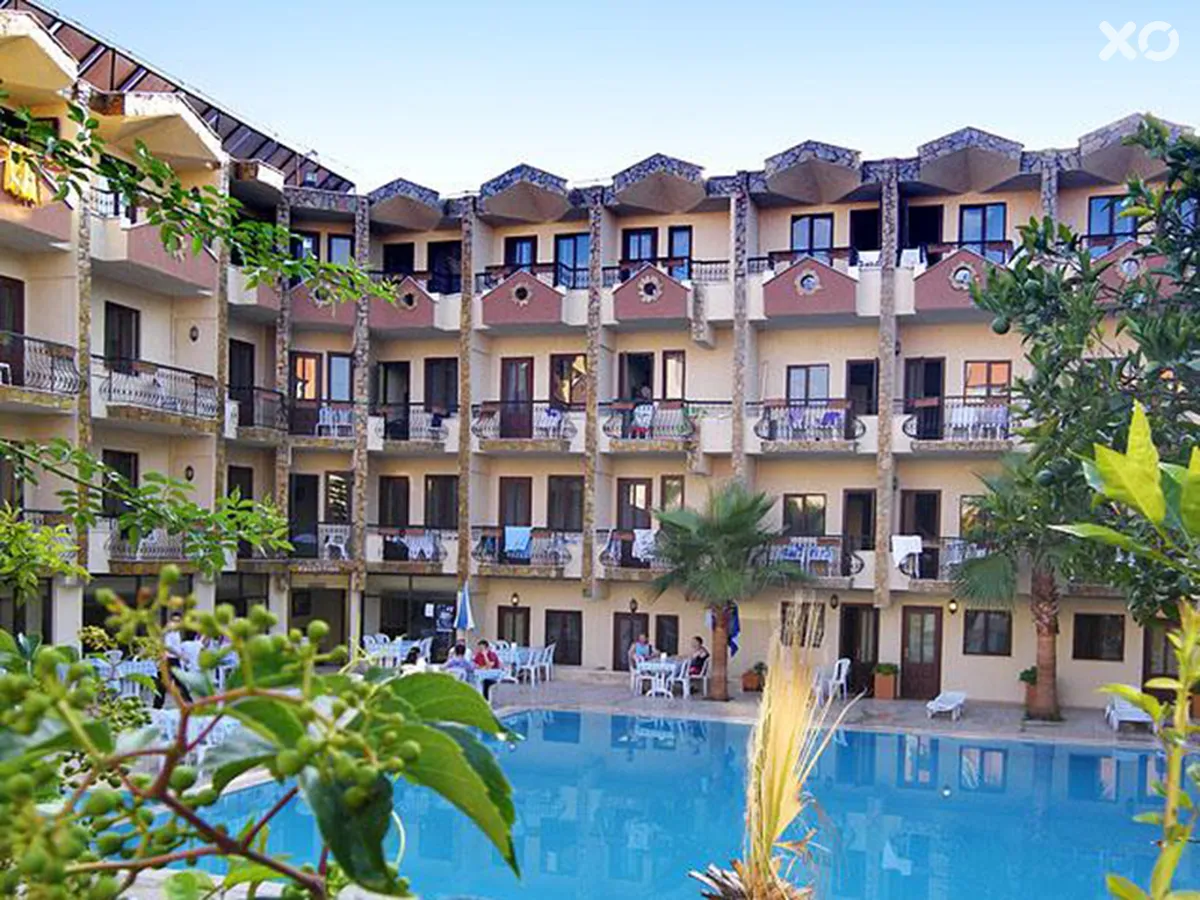 Club Herakles Hotel