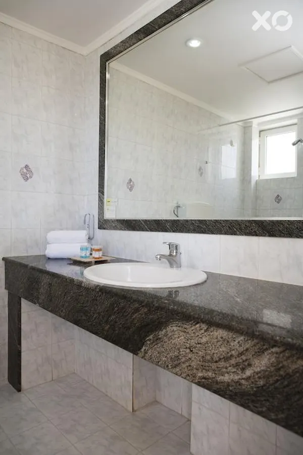 Sovereign Beach Hotel