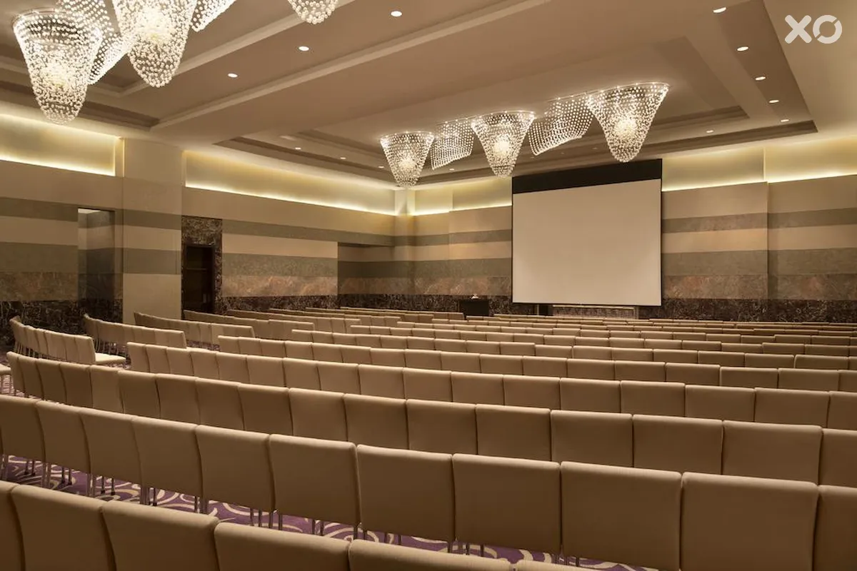 Millennium Al Rawdah Hotel