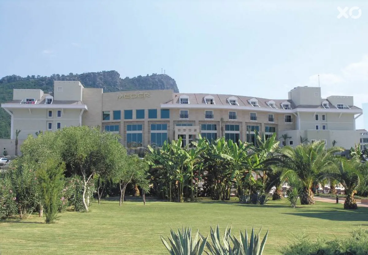 Meder Resort Hotel
