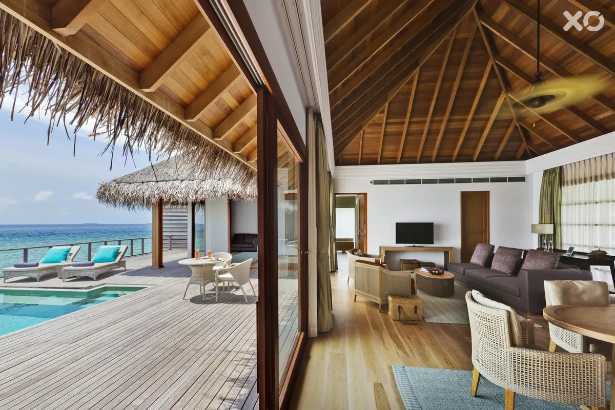 Dusit Thani Maldives Hotel