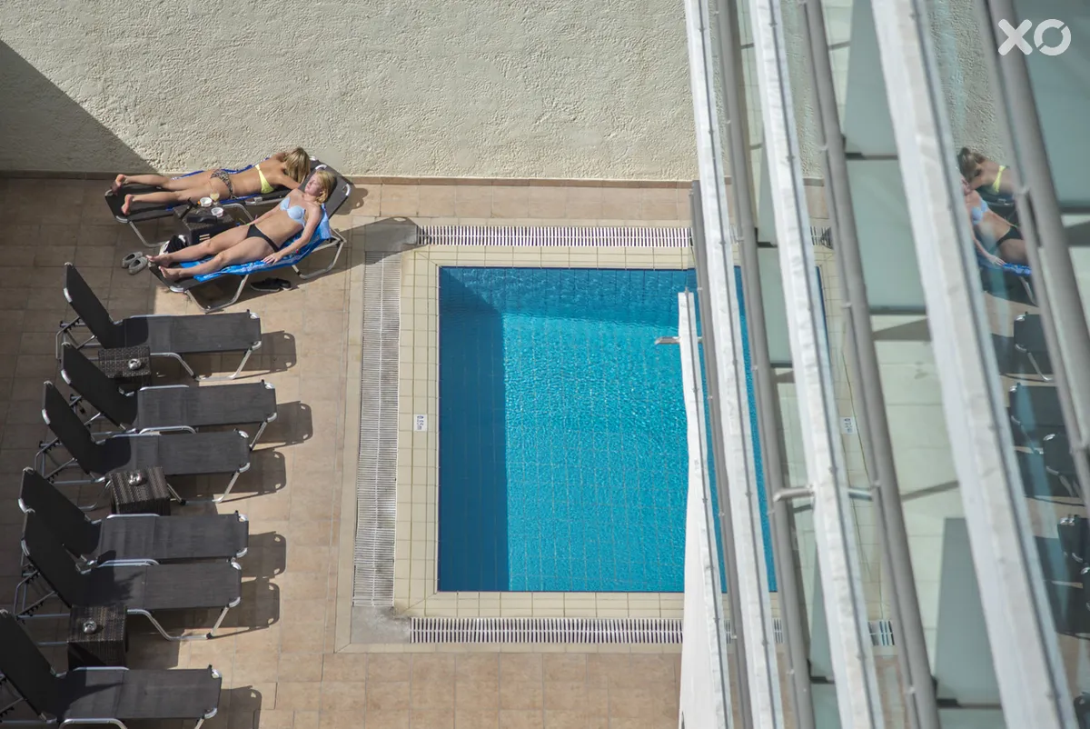 Manousos City Hotel