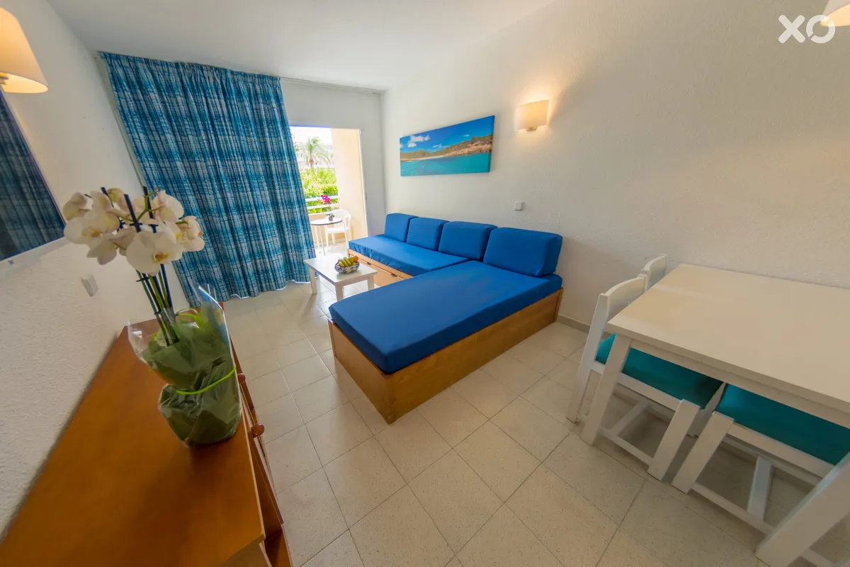 Club Cala Romani Hotel